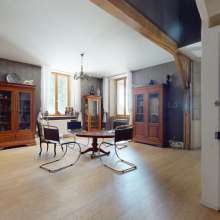 Gallery item