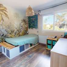 Gallery item