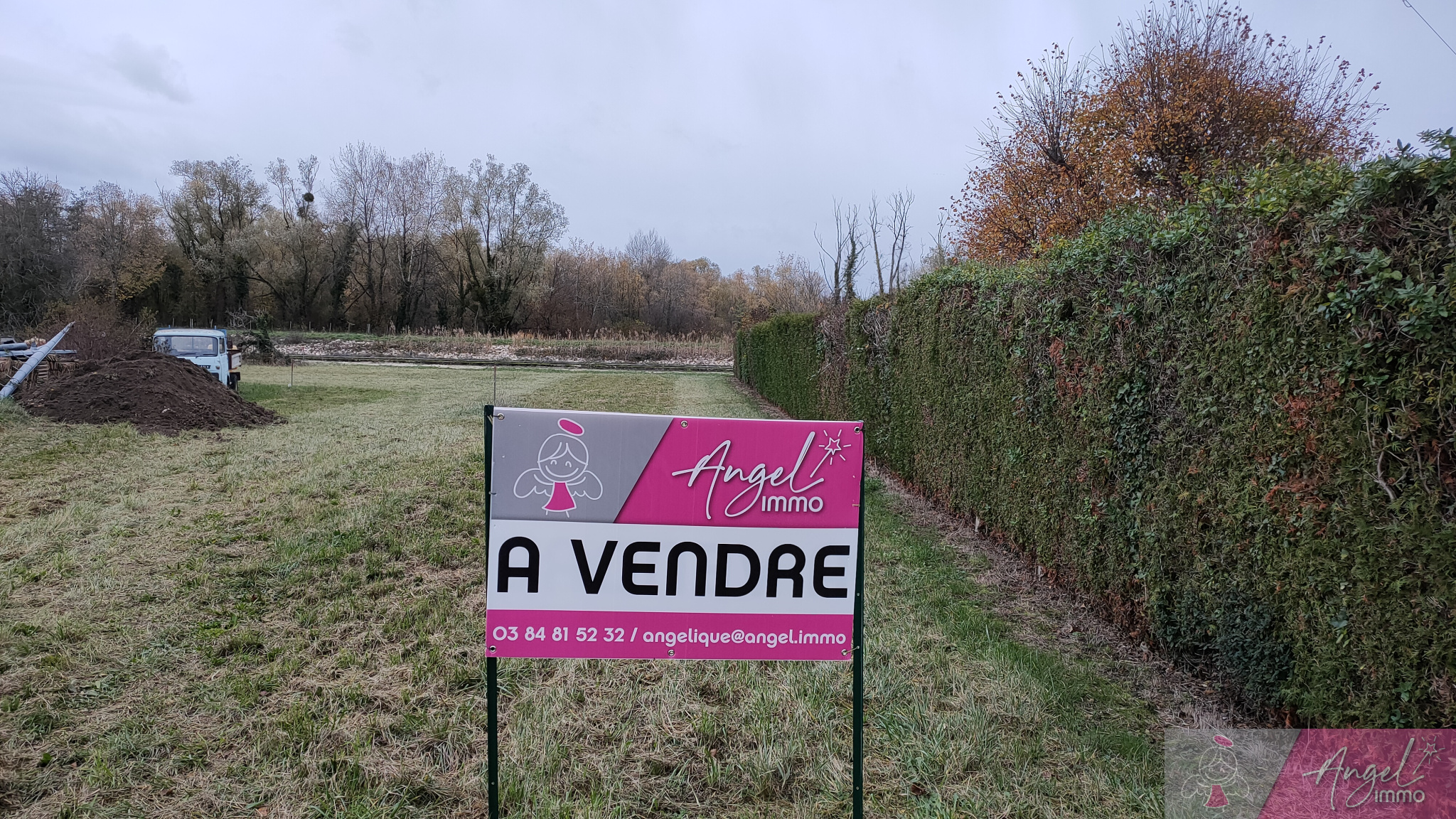 Terrain constructible 1261 m2