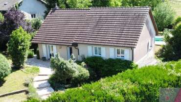 Maison individuelle de 230m2 implantée sur une parcelle de 2