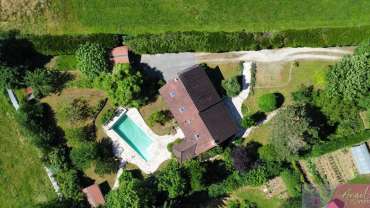 Maison individuelle de 230m2 implantée sur une parcelle de 2