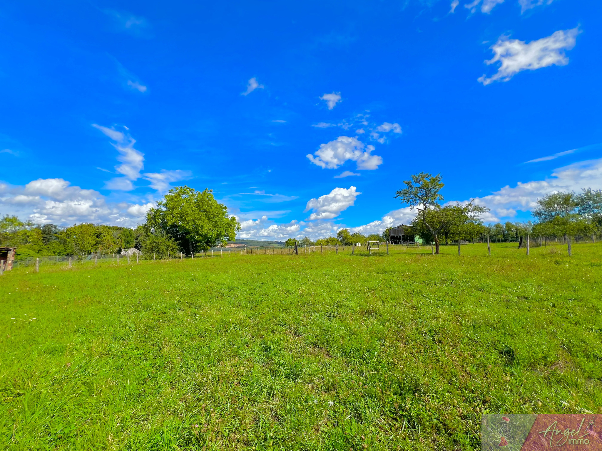 Maison en pierre à Gendrey