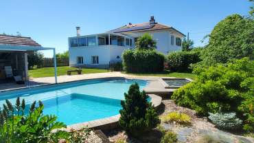 Magnifique maison idéale pour une vie paisible à Placey, à s