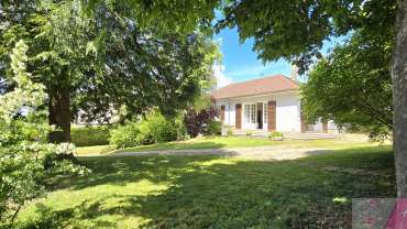 MAISON DE FAMILLE MOUCHARD