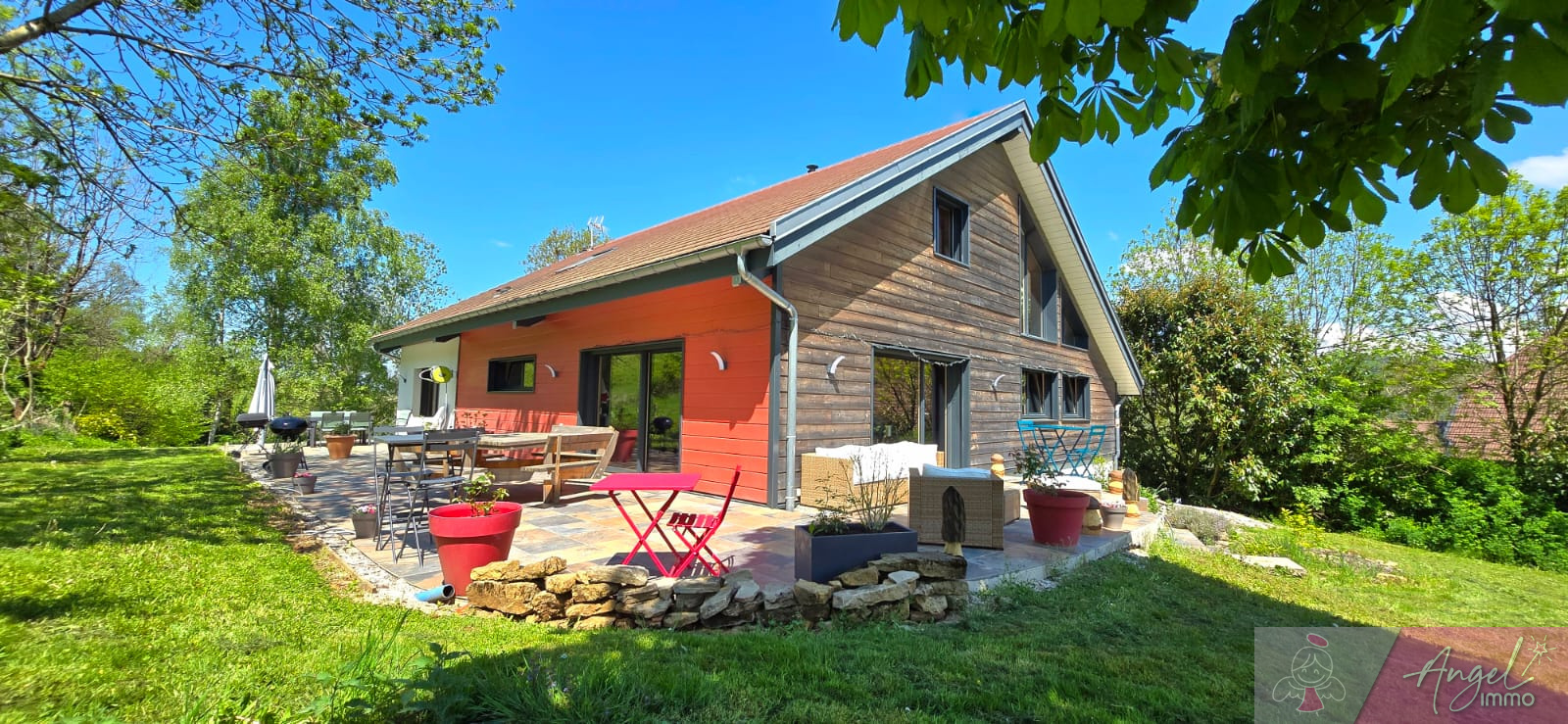 Maison avec activité de gîtes et chambres d’hôtes, Chaux-Cha
