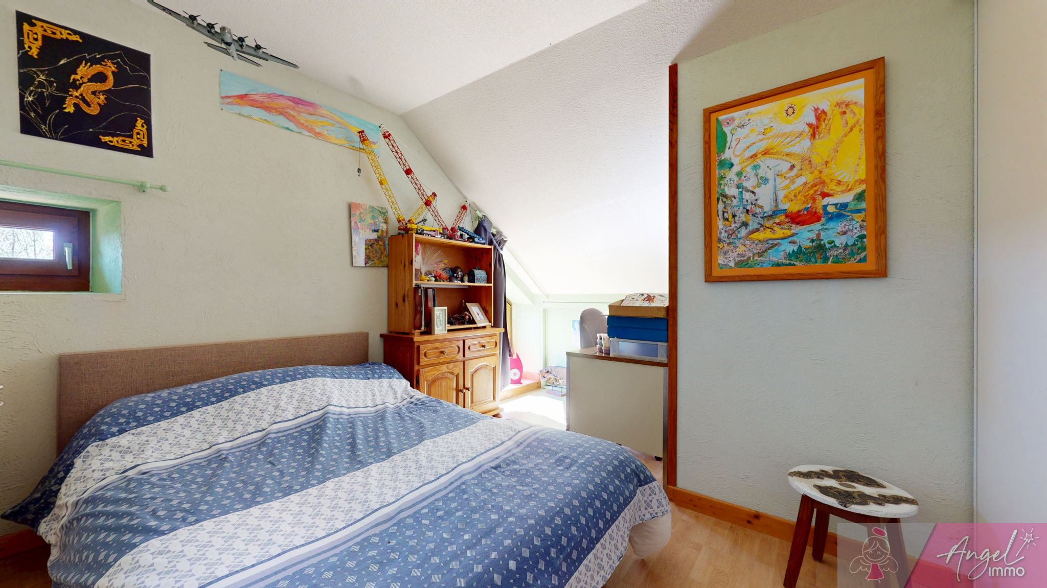 Gallery item