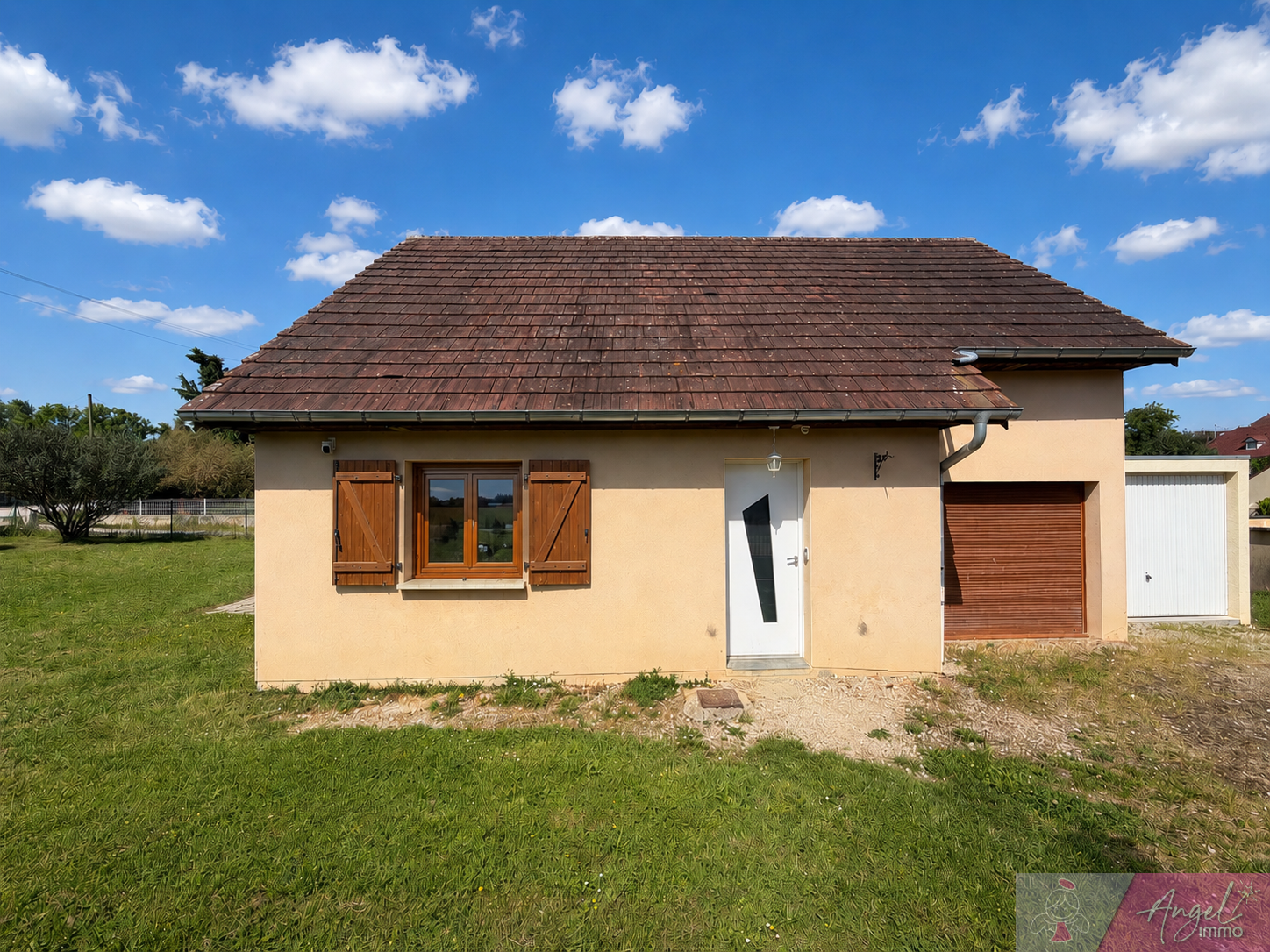 maison individuelle de 102 m2, sur 643 m2 de terrain plat et