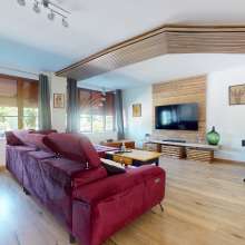 Gallery item