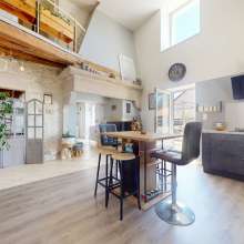 Gallery item
