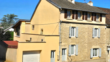 IMMEUBLE DE RAPPORT A DOLE – 2 LOGEMENTS INDEPENDANTS + GARA