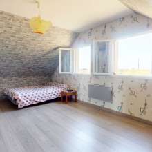 Gallery item