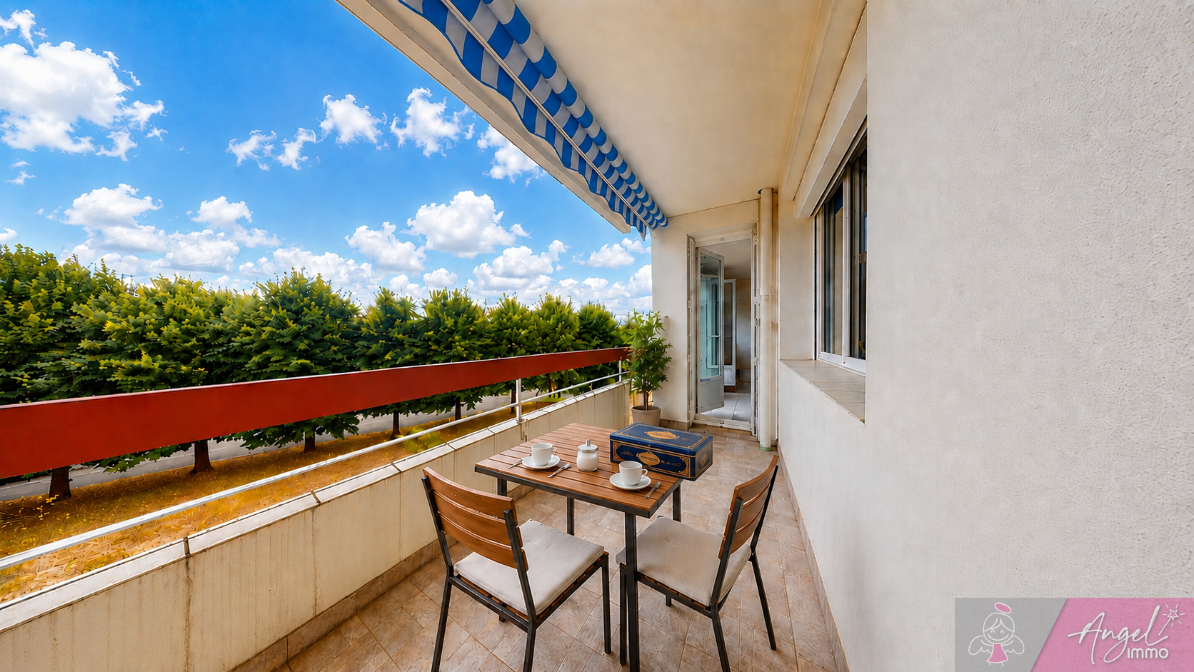 DOLE   T4 lumineux avec balcon et vue directe sur la Collégi